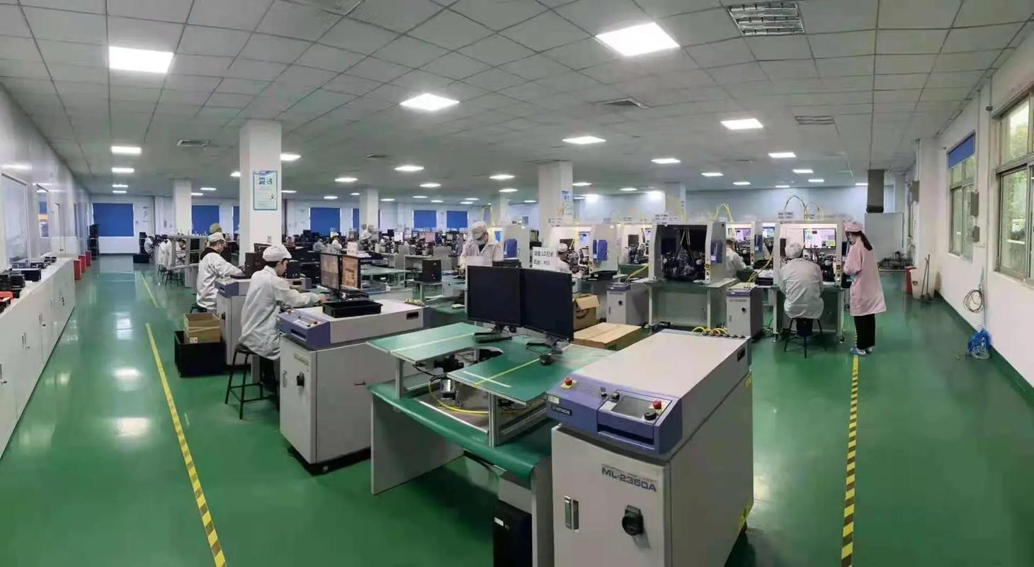 奮戰(zhàn)在電子生產(chǎn)一線 致敬那些默默付出的員工們